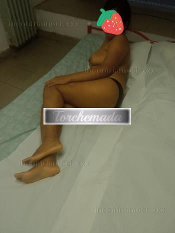 Girl Esplosiva Esibizionista  Torino