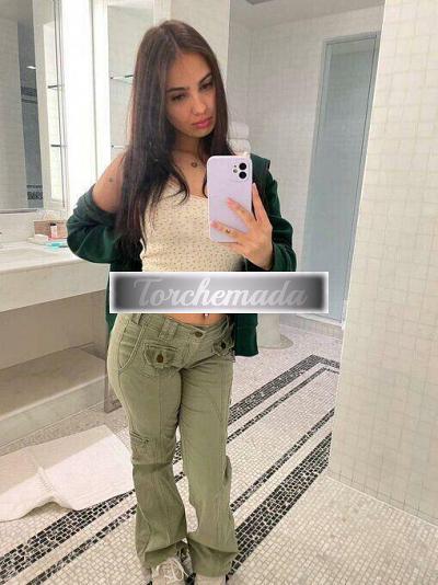 Girl Strepitosa Bambola  Catania