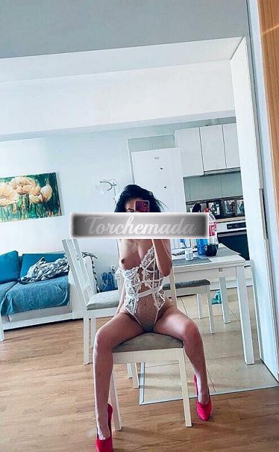 Girl Strepitosa Ragazza  Salerno