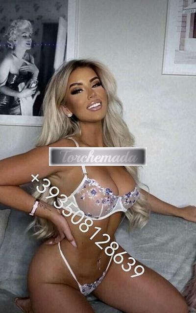 Girl Felina Amabile  Varese