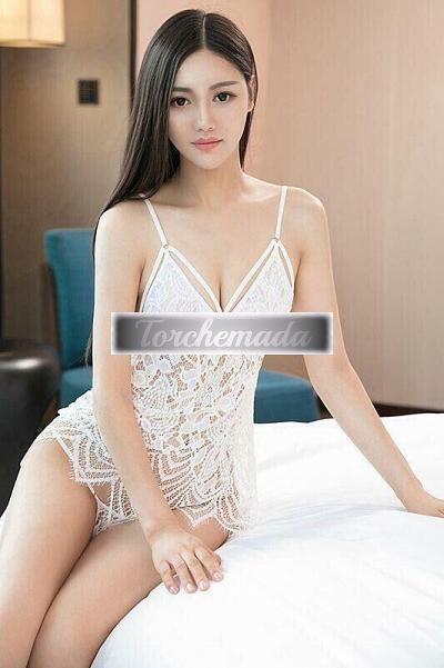 Girl Vieni a provare il mio culo  Trento