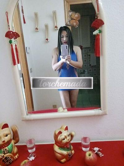 Girl Maialine cinesi che godono  Lodi