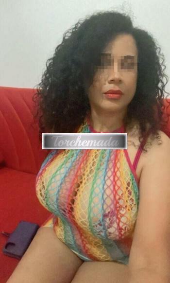 Girl Felina Femmina  Brindisi