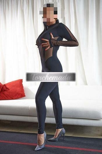 Girl Esplosiva Femmina  Como