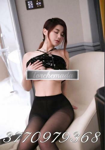 Girl Stupenda asiatica  Palermo