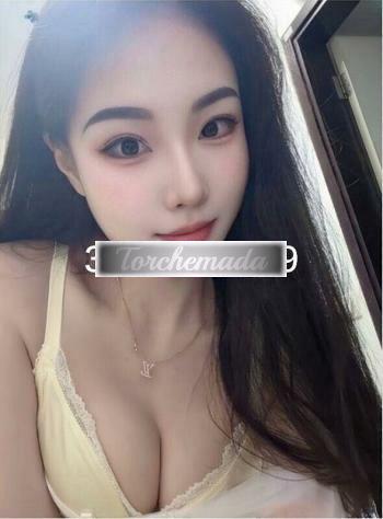 Girl Ragazza giovane  Piacenza