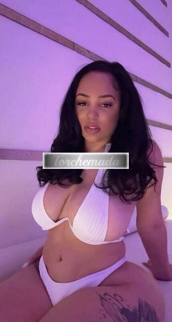 Girl Esplosiva Bambola  Catania