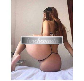 Girl Strepitosa Girl  L'Aquila