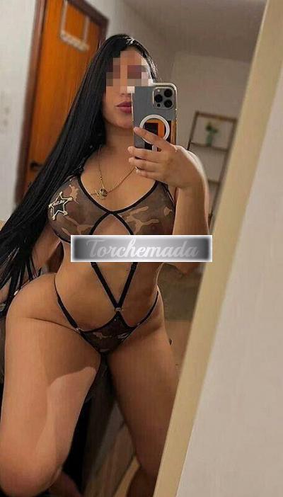 Girl Labbra Calde Del Vizio  Latina