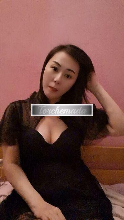 Girl Monella orientale puttana  Monza