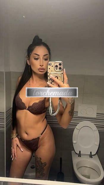 Girl Sexy Esibizionista  Piacenza
