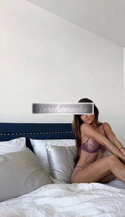 Girl Calda Femmina  Brescia