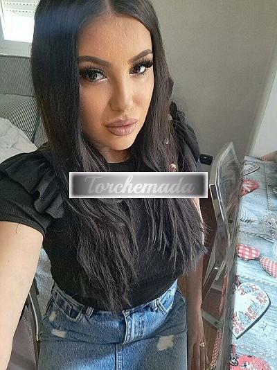 Girl Bellissima Bambola  Bolzano