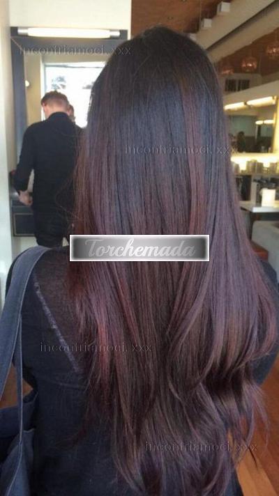 Girl Ragazza piena di fascino  Trieste