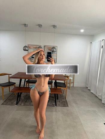 Girl Felina Maestra  Bari