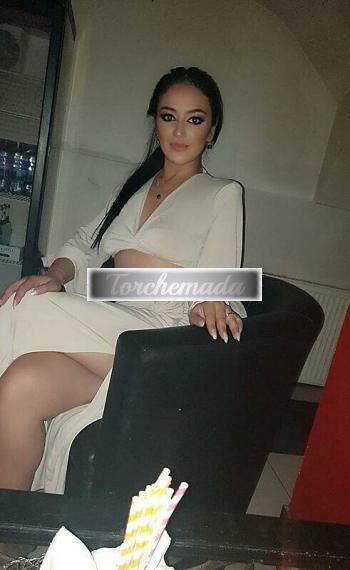 Girl Spettacolare Esibizionista  Pisa