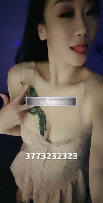 Girl La troia orientale che cerchi sono io  Genova