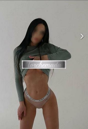 Girl Felina Modella  Lucca