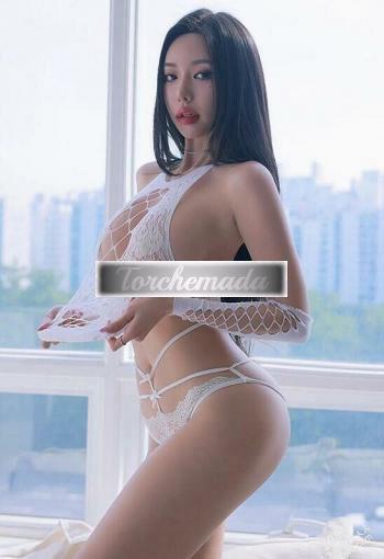 Girl Felina Coinvolgente  Ancona