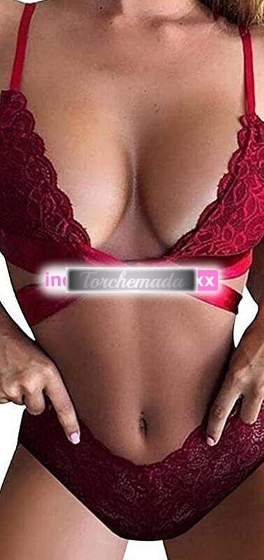 Girl Felina Coinvolgente  Messina