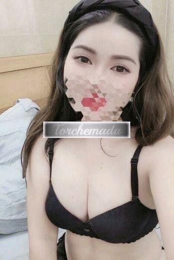 Girl Estasi a Quattro Mani  Reggio Emilia