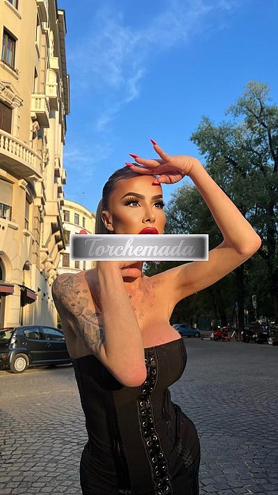 Girl Spettacolare Maestra  Milano