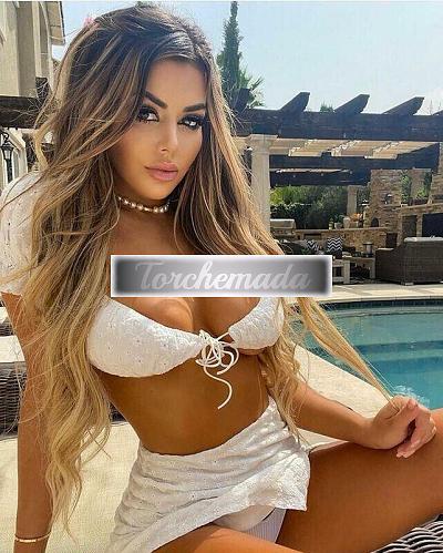 Girl Calda Esibizionista  Belluno