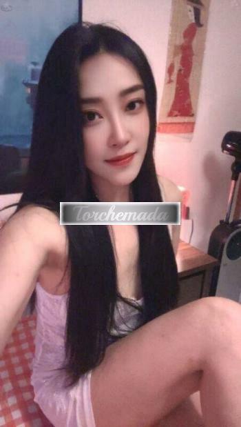 Girl Strepitosa Ragazza  Pavia