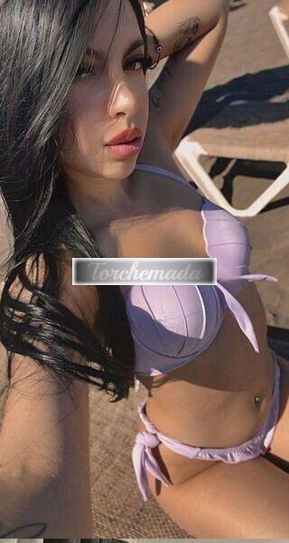 Girl Felina Femmina  Varese