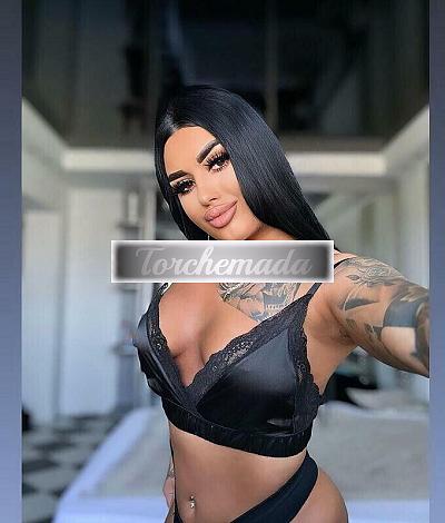 Girl Strepitosa Sirena  Milano