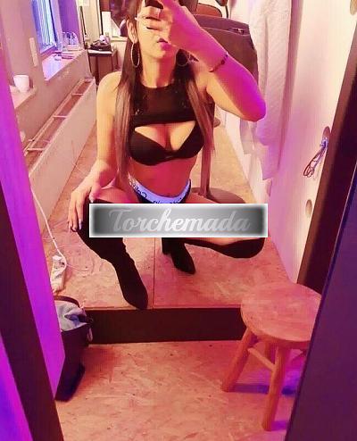 Girl Felina Amabile  Macerata