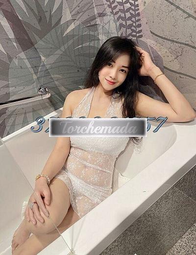 Girl Splendida ragazza asiatica  Cagliari