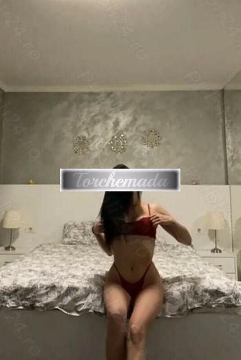 Girl Strepitosa Femmina  Napoli