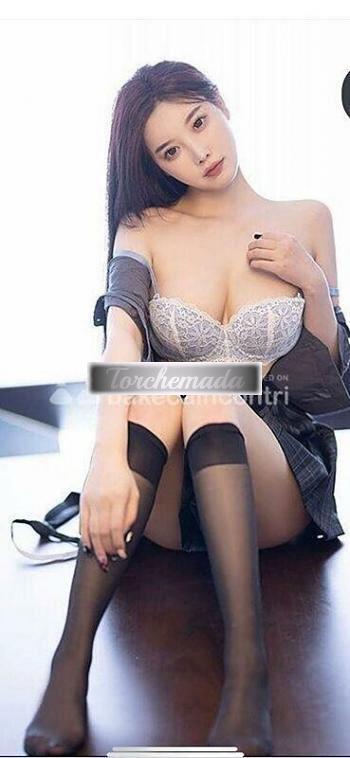 Girl Ambiente tranquillo e climatizzato  Mantova