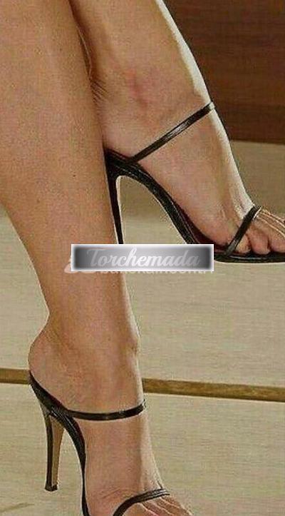 Girl Felina Maestra  Arezzo