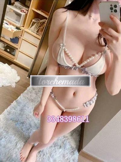 Girl Adoro lucidare cappelle  Lecco