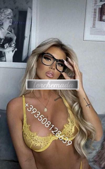 Girl Felina Amabile  Varese