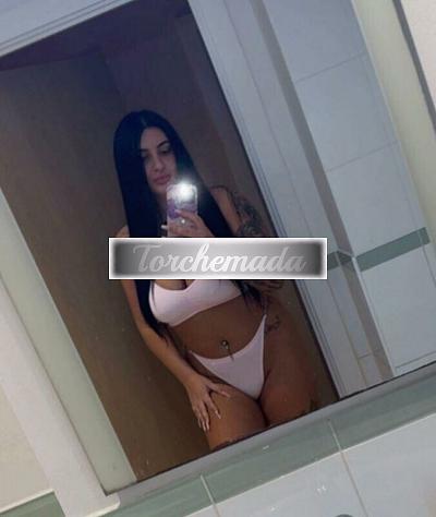 Girl Qui avrai l'imbarazzo della scelta  Pavia