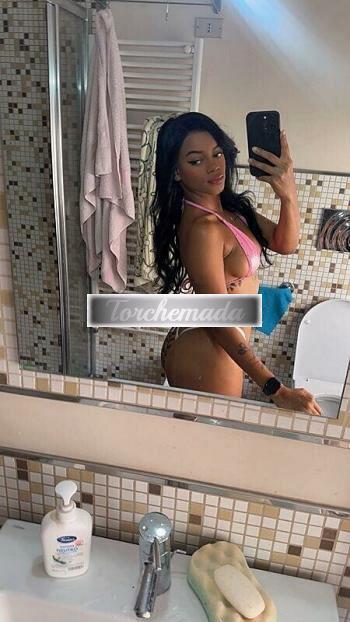 Girl Esplosiva Attrice  Oristano