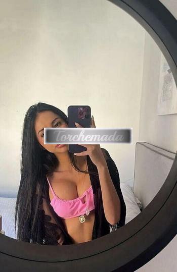 Girl Luna  Brindisi