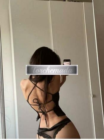 Girl Cloe  Cremona