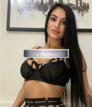 Girl Bellissima Femmina  Matera