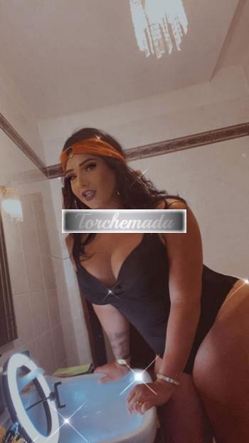 Girl Strepitosa Femmina  Cosenza