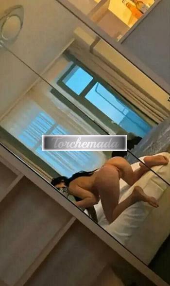 Girl Luna Caliente  Lecco