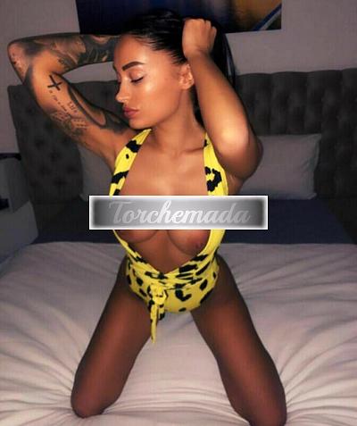 Girl Dea dalle Curve Sensuali  Bari