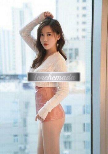 Girl Strepitosa Bambola  Venezia