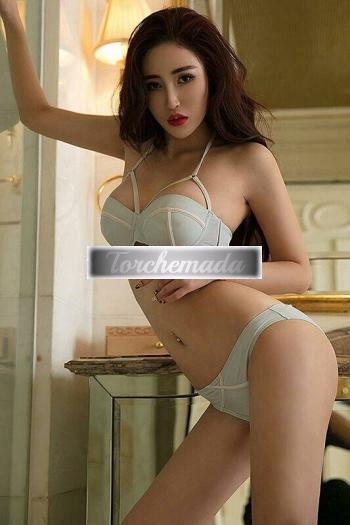 Girl Calda Bambola  Siena