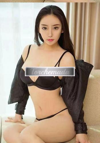 Girl Bucaiola orientale  Messina