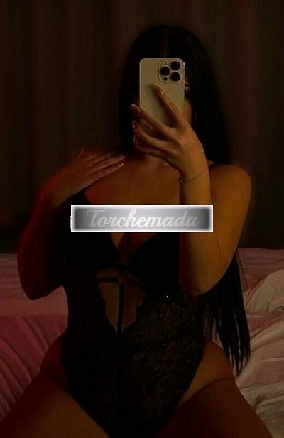 Girl Strepitosa Ragazza  Lecco