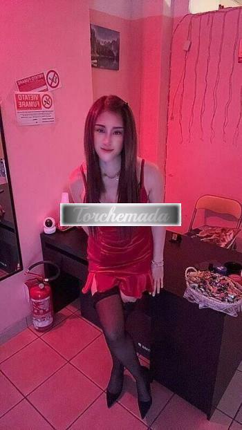 Girl Golosa dalla Corea  Latina